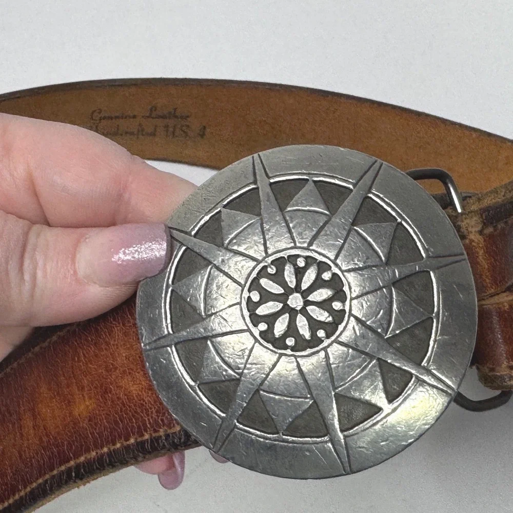 Vintage IMC Dege Design Star Belt Buckle Embossed Leather Belt Western Made USA - Picture 3 of 7
